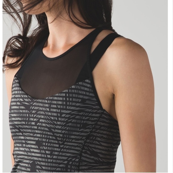 Lululemon Running  In The City Tank Stripe Play Slate Black - 4 - Picture 3 of 11